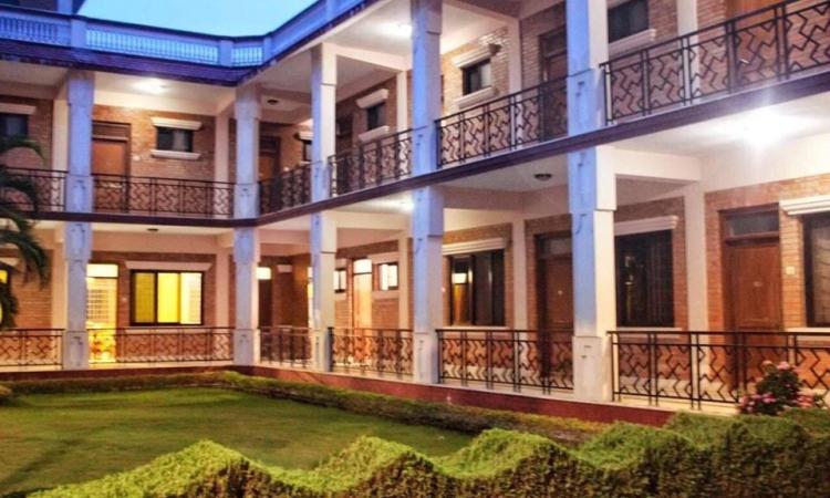 Accommodation Accommodation